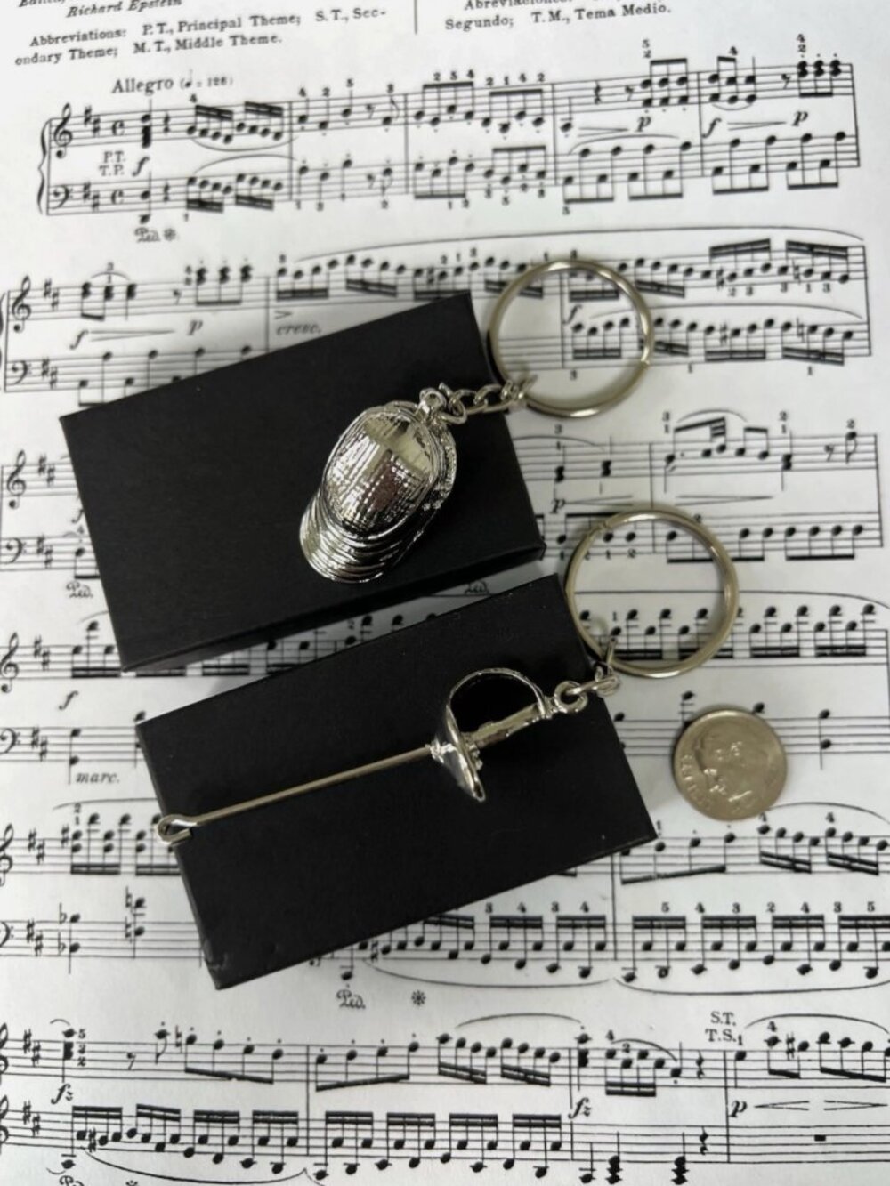 Rare Retired Edition Fencing Sabre & Mask Keychains – Fencer Collectible  ly-spa